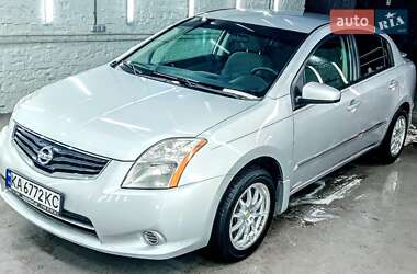 Седан Nissan Sentra 2012 в Киеве