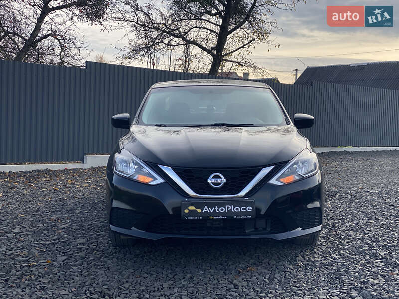 Седан Nissan Sentra 2019 в Луцке