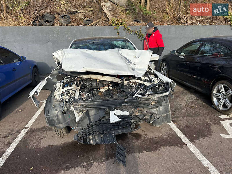 Седан Nissan Sentra 2018 в Киеве фото 6 Седан Nissan Sentra 2018 в Киеве