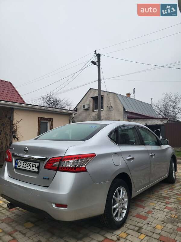 Седан Nissan Sentra 2014 в Дніпрі