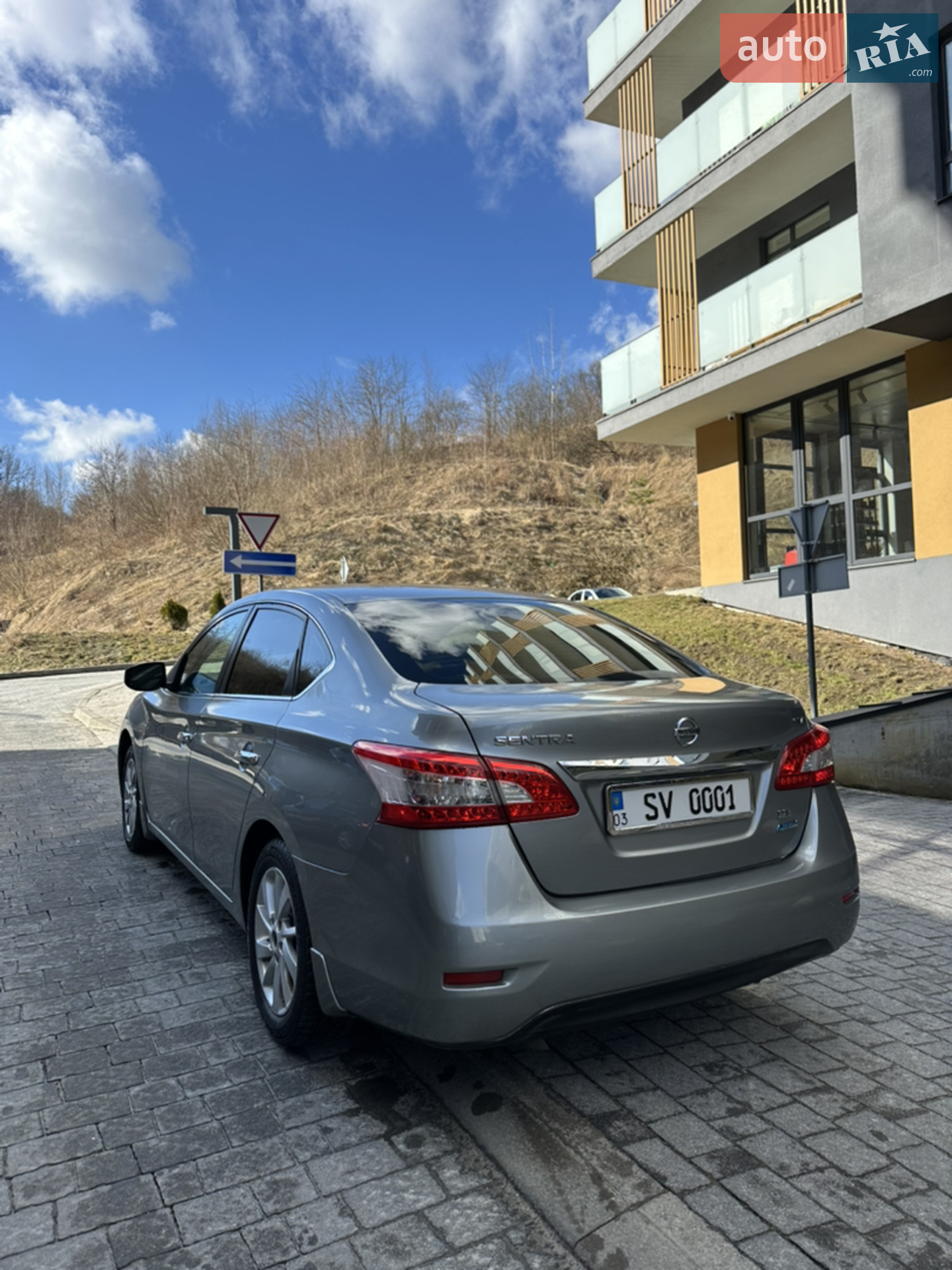 2014 Nissan Sentra - мініатюра 3
