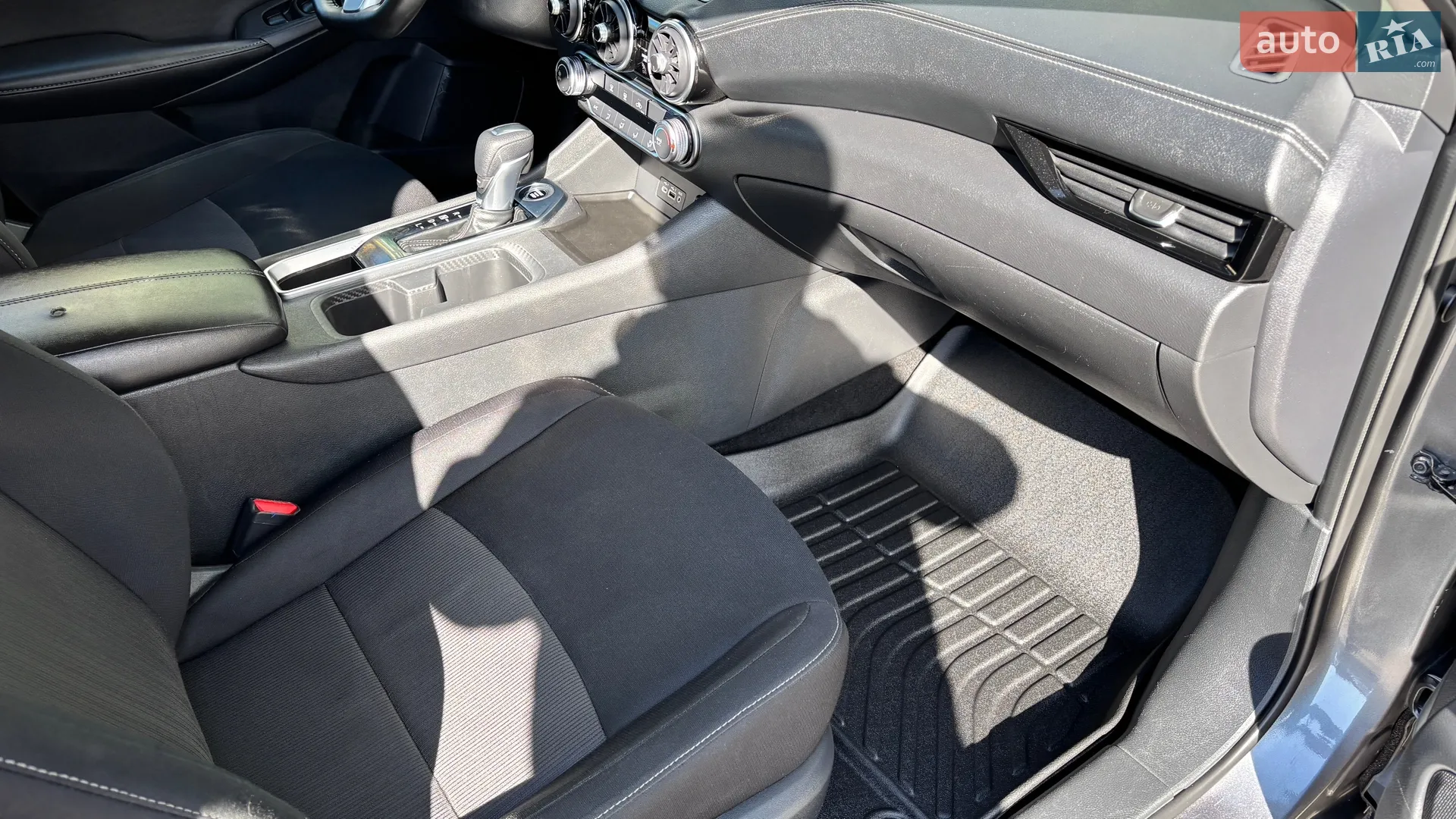 2022 Nissan Sentra - мініатюра 5