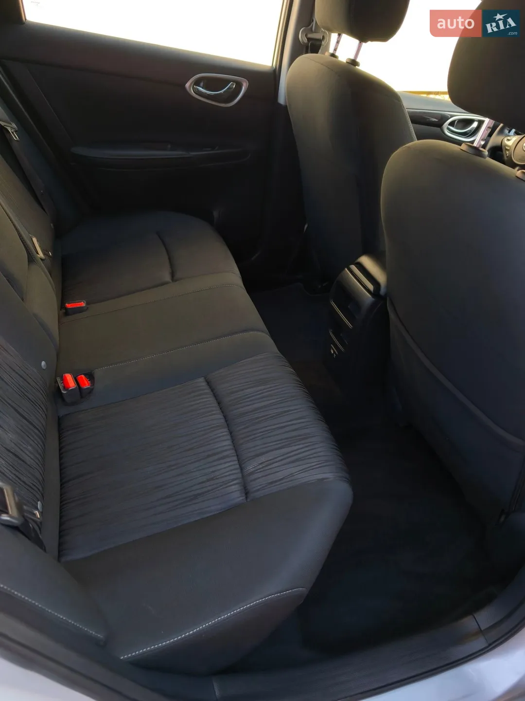 2019 Nissan Sentra - мініатюра 12