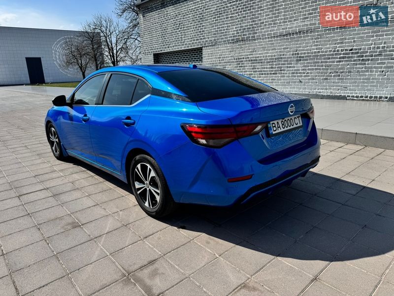 Седан Nissan Sentra 2020 в Кременчуге