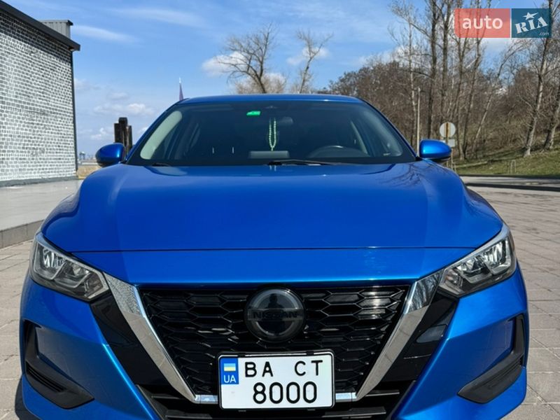 Седан Nissan Sentra 2020 в Кременчуге