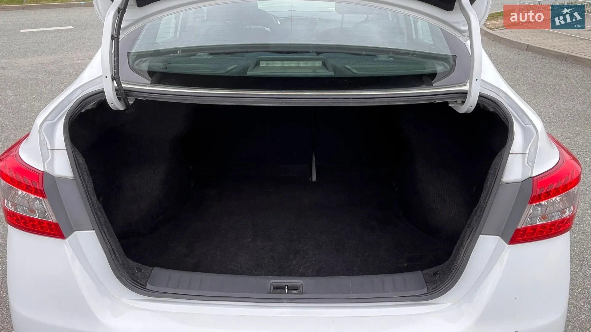 2015 Nissan Sentra - мініатюра 22