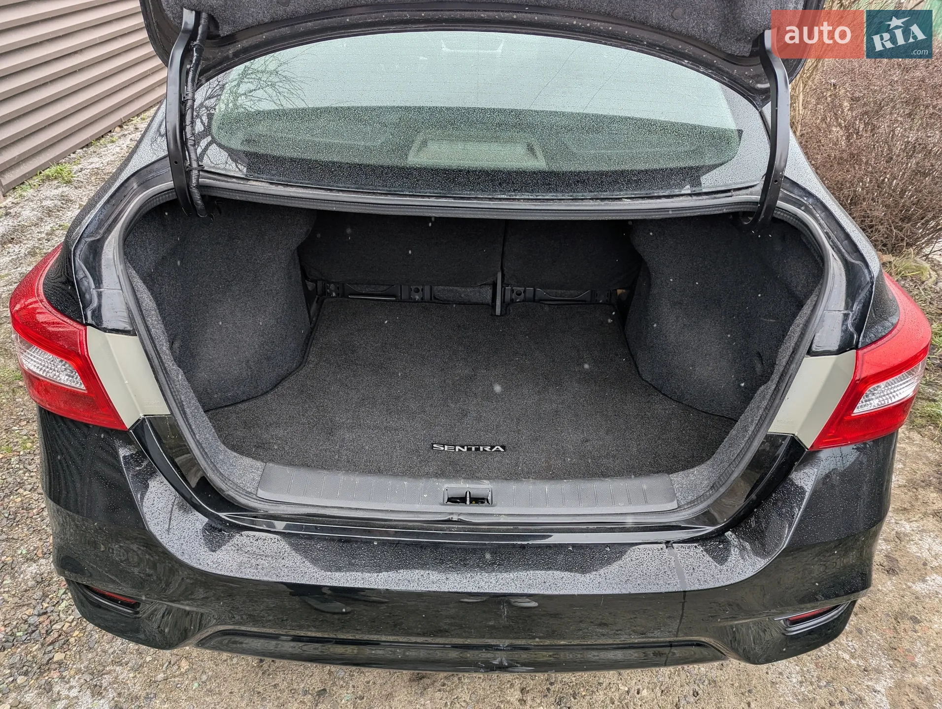 2017 Nissan Sentra - мініатюра 9