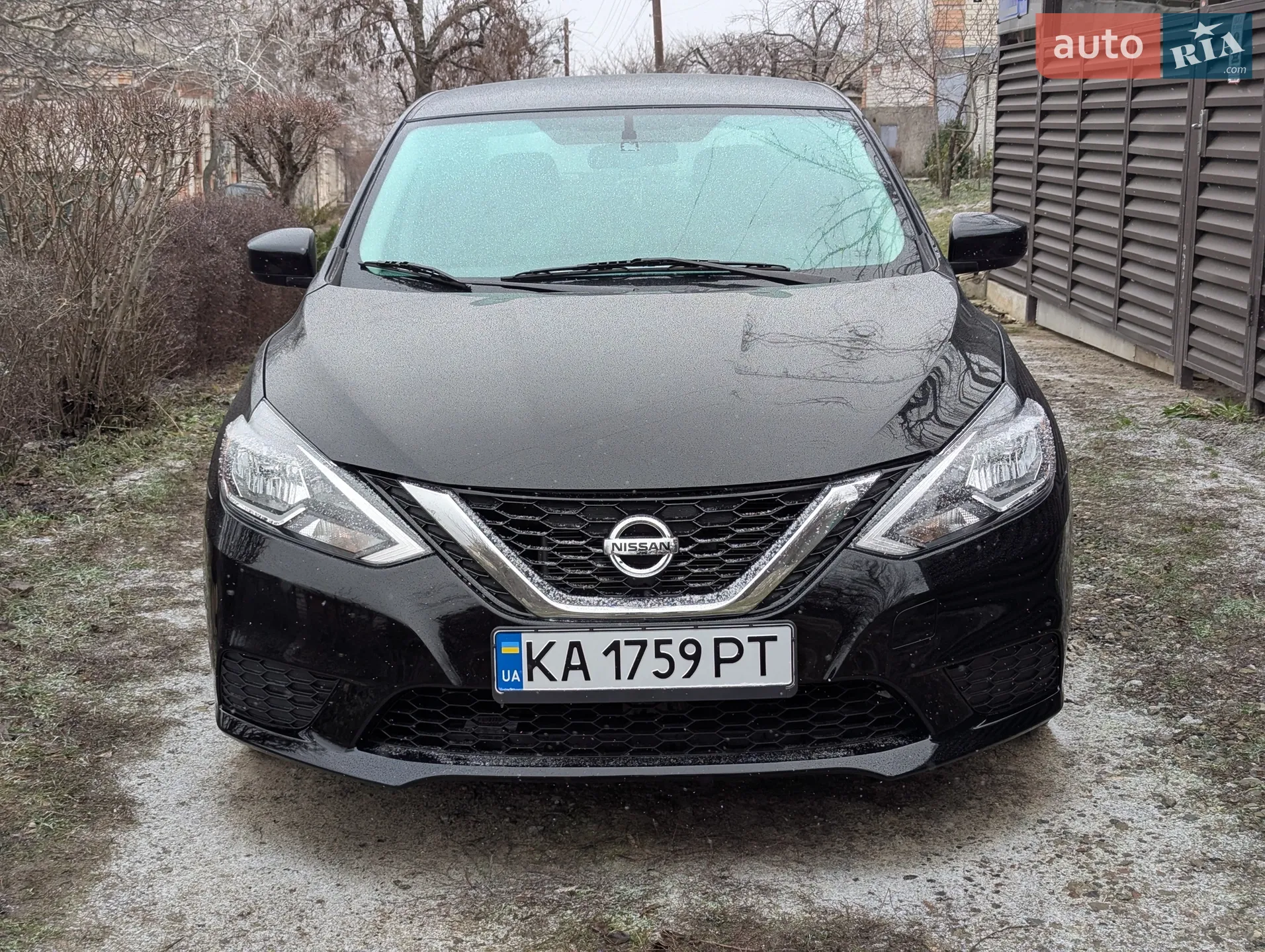 2017 Nissan Sentra - фото 1