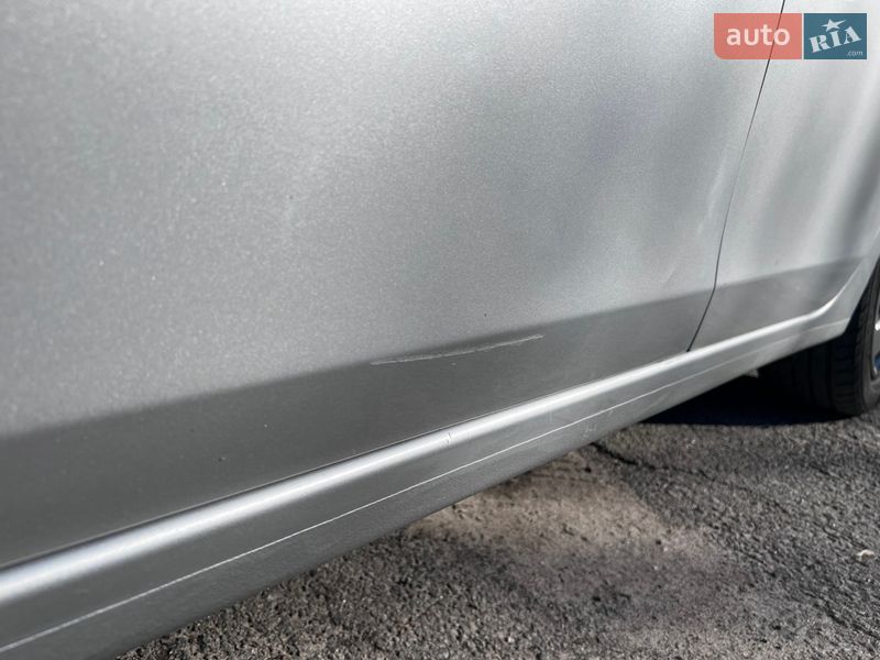 Седан Nissan Sentra 2016 в Киеве фото 40 Седан Nissan Sentra 2016 в Киеве