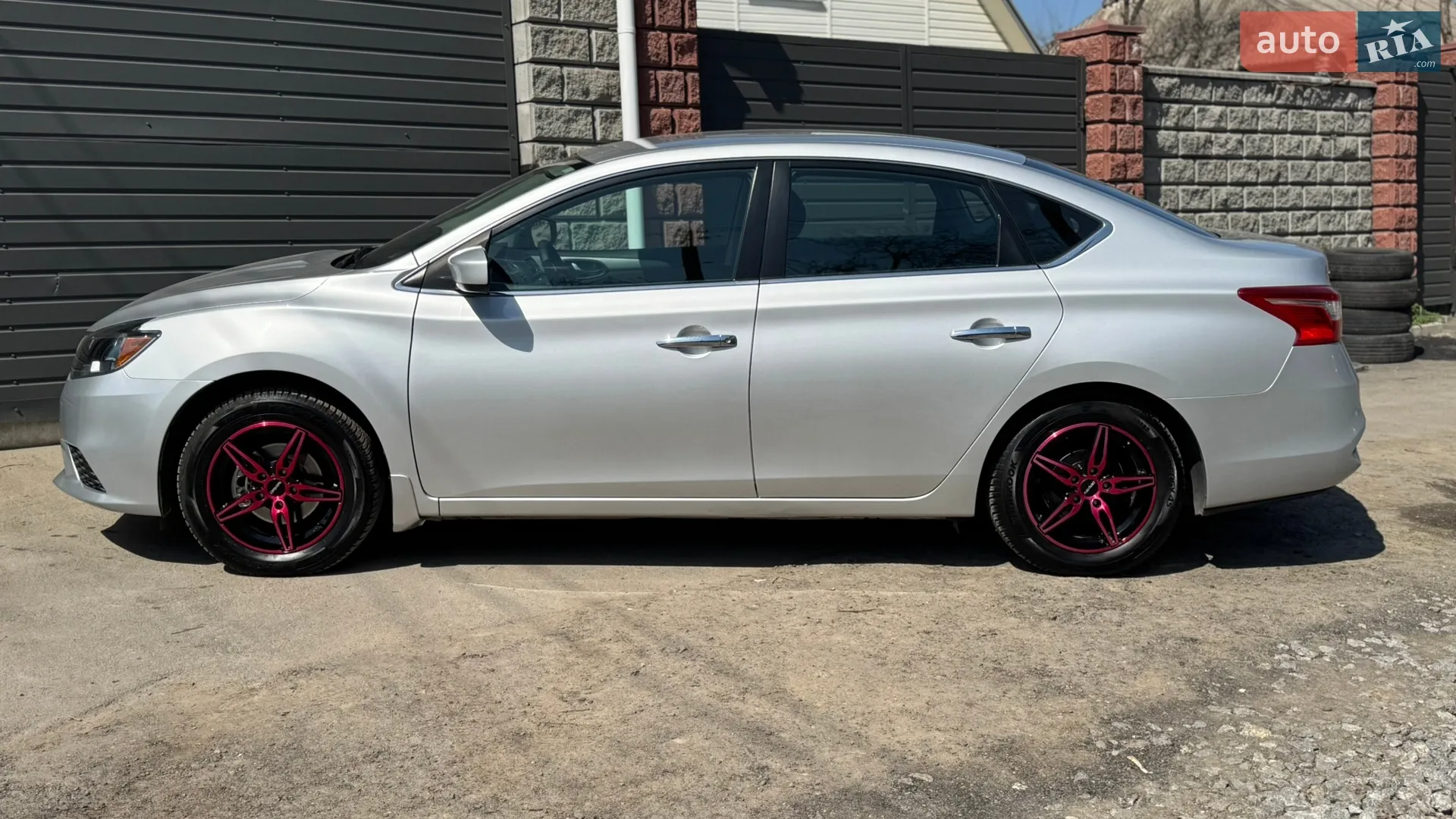 2016 Nissan Sentra - мініатюра 14