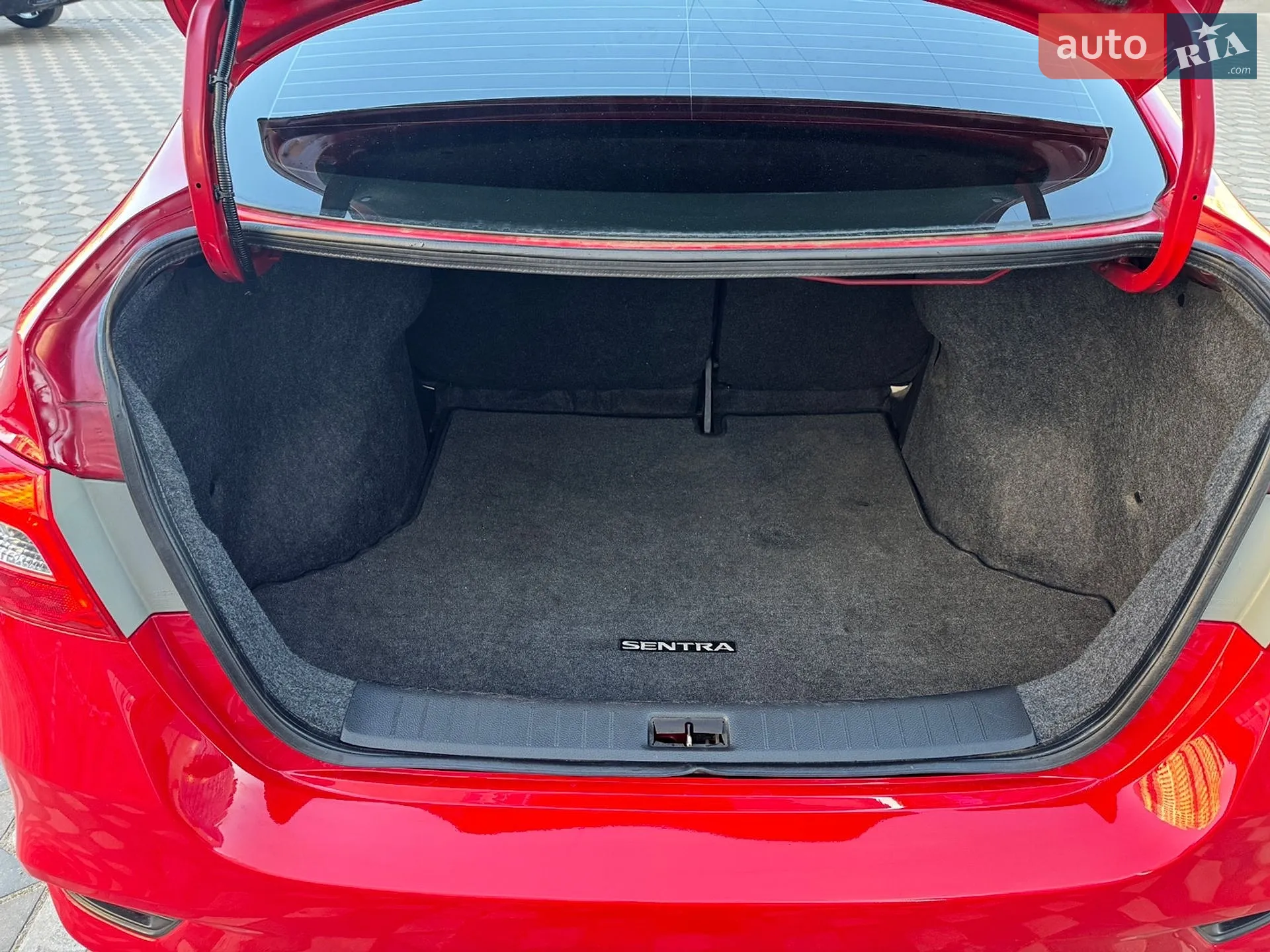 2018 Nissan Sentra - мініатюра 28