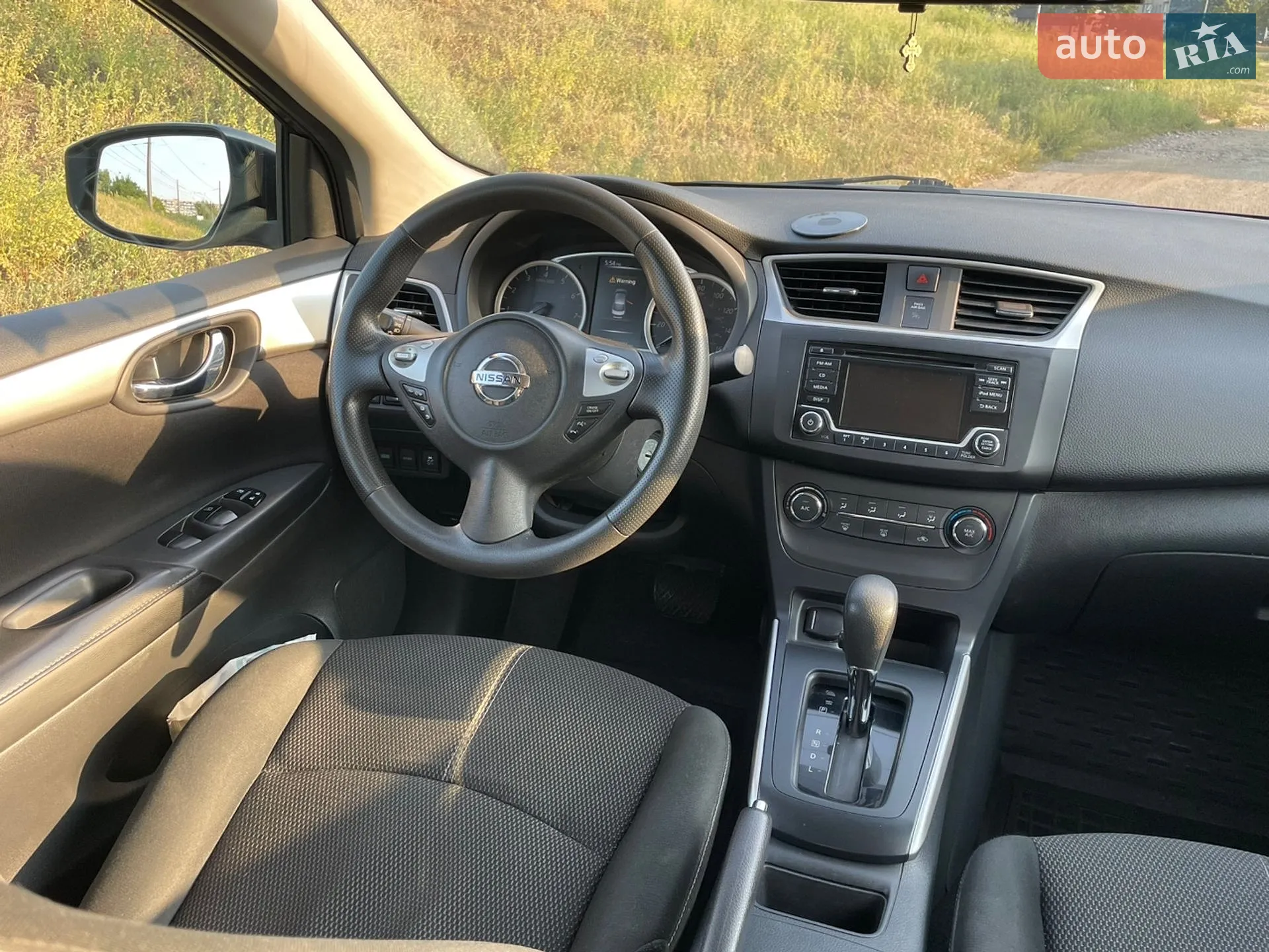 2018 Nissan Sentra - мініатюра 11