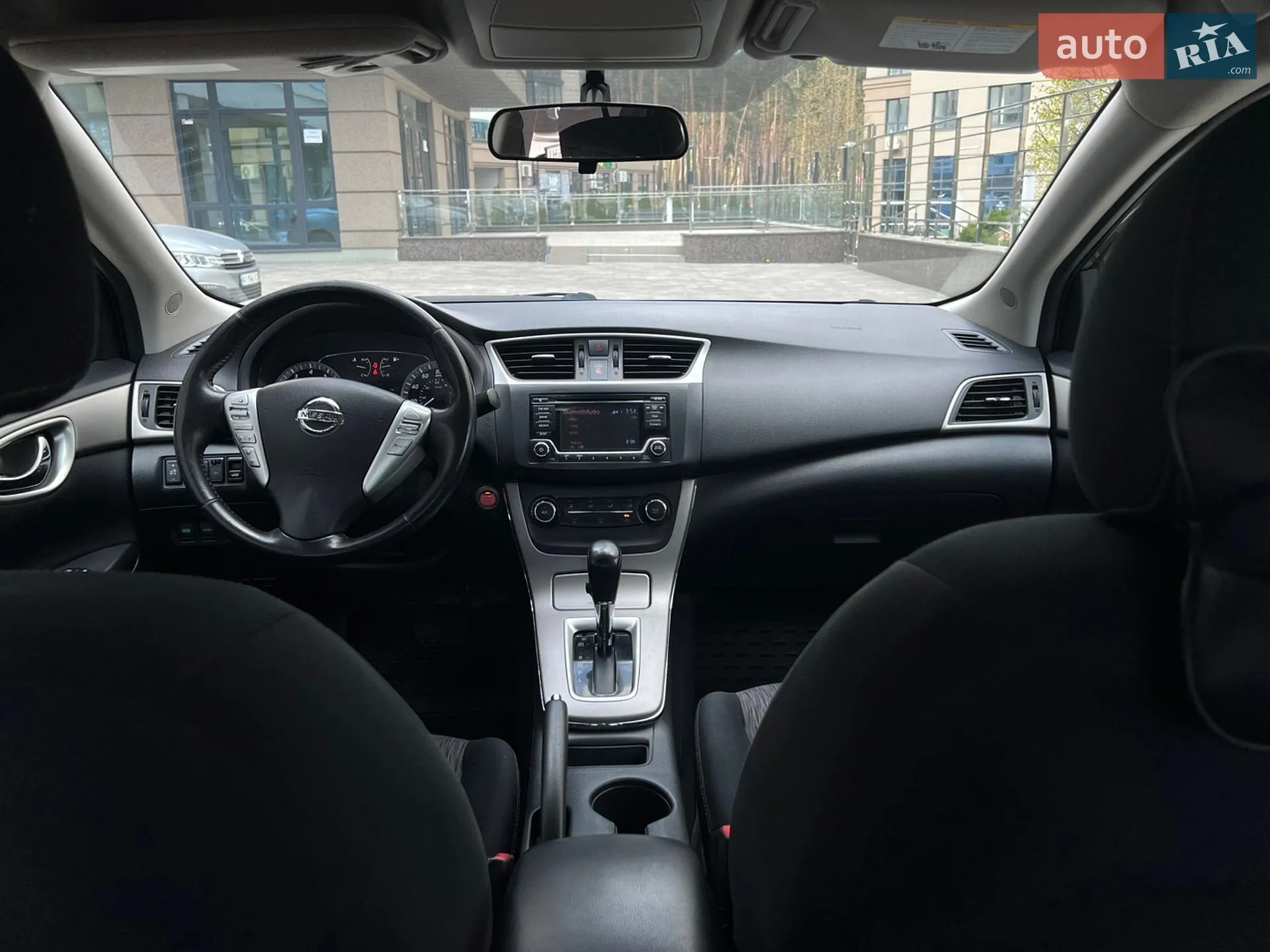 2015 Nissan Sentra - мініатюра 12