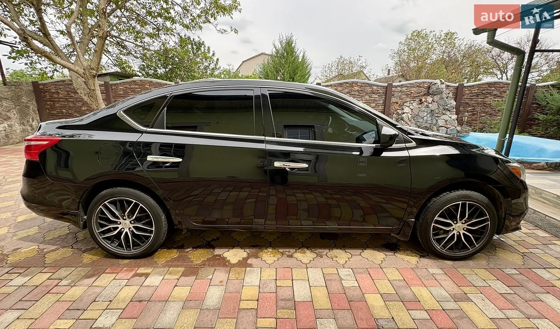 2017 Nissan Sentra - мініатюра 5