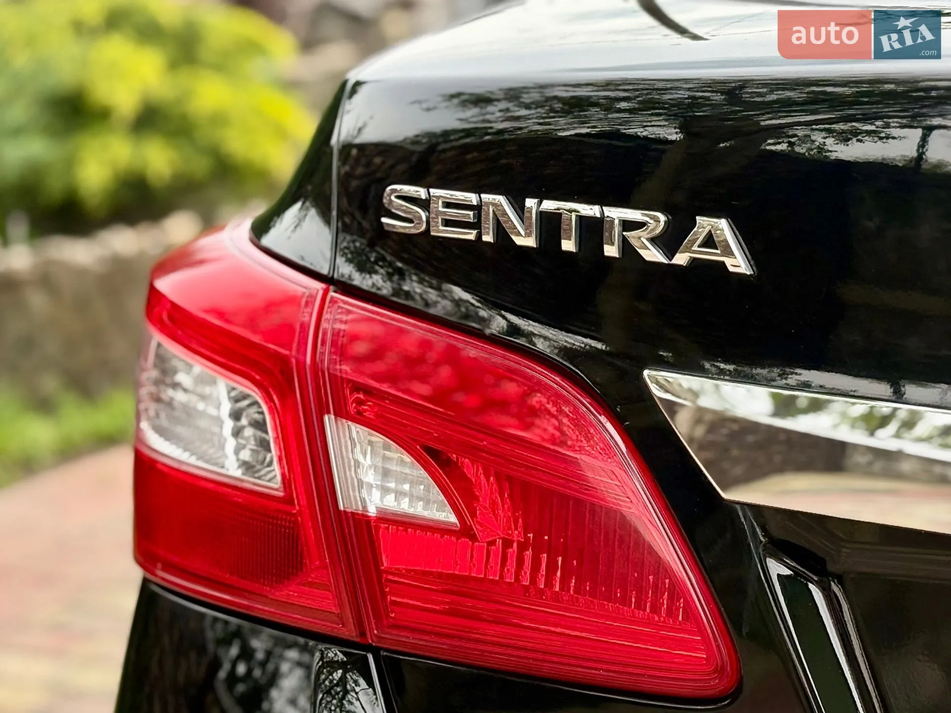 2017 Nissan Sentra - мініатюра 32