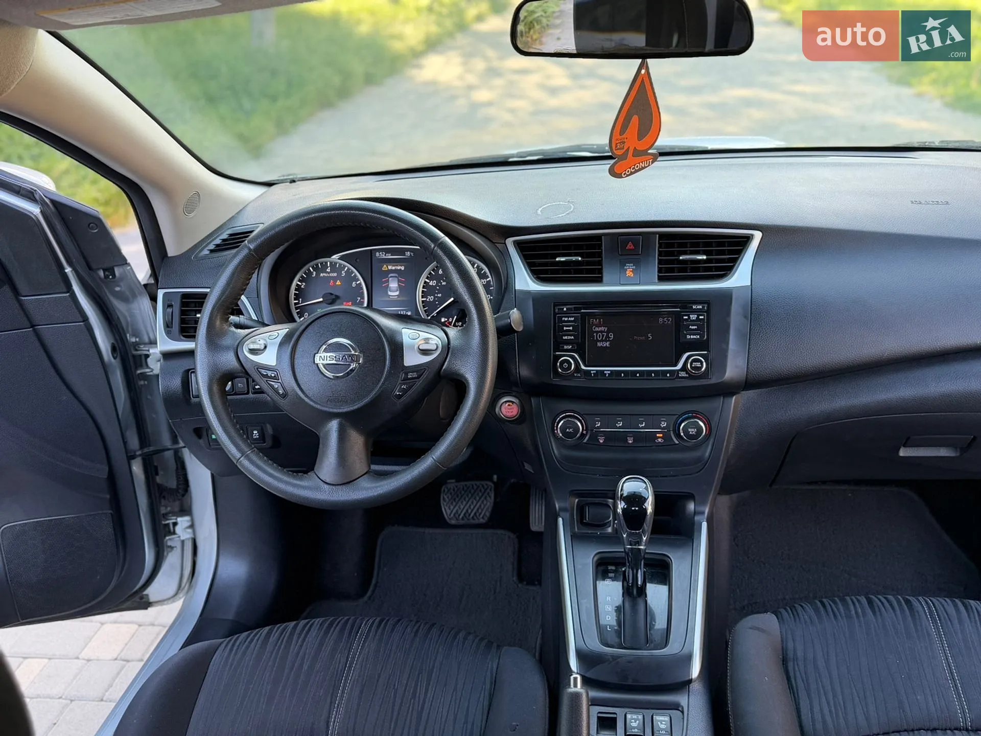 2017 Nissan Sentra - мініатюра 9