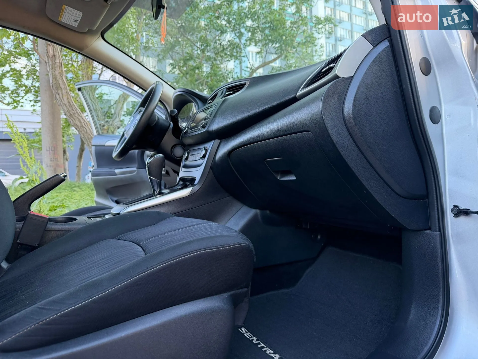 2017 Nissan Sentra - мініатюра 53