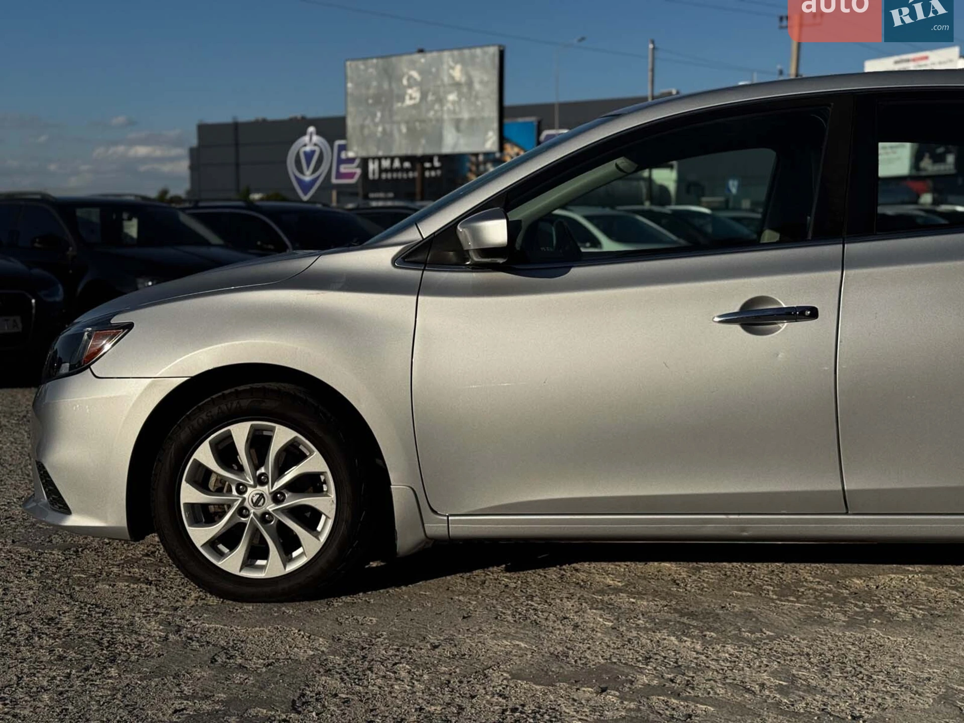 2018 Nissan Sentra - мініатюра 21