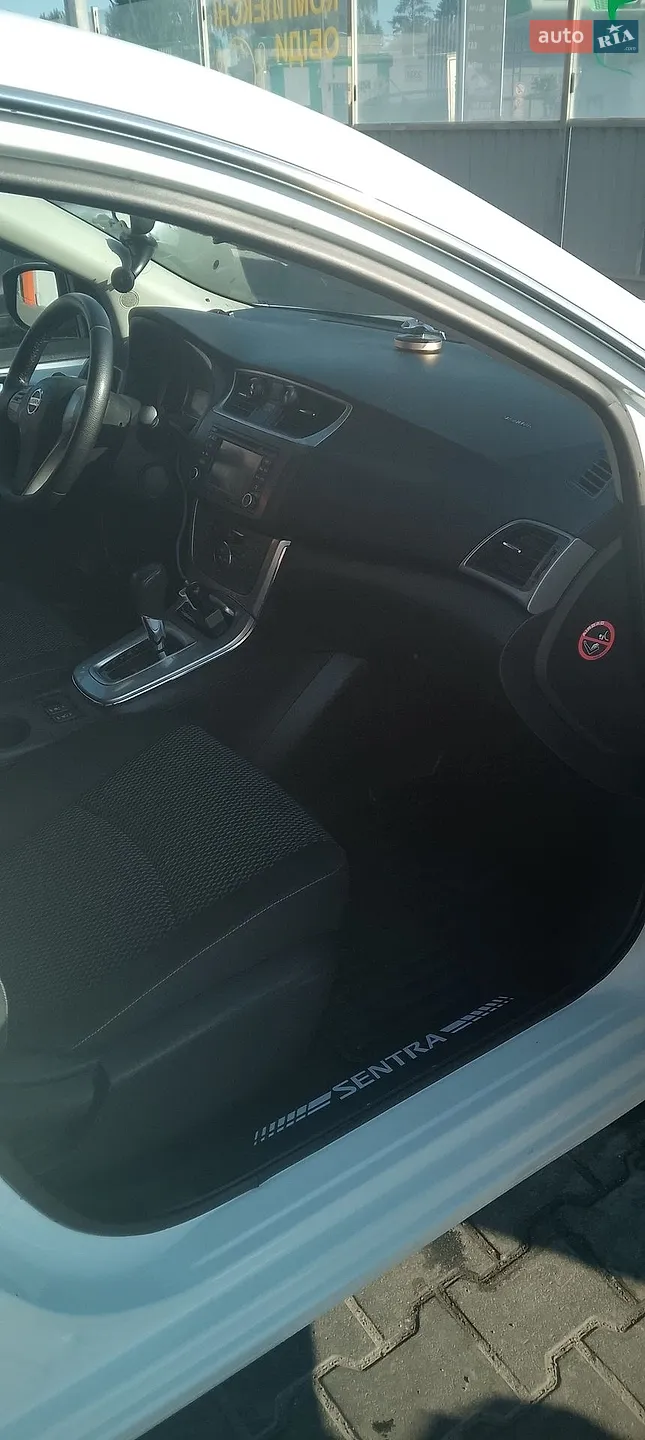 2015 Nissan Sentra - мініатюра 7