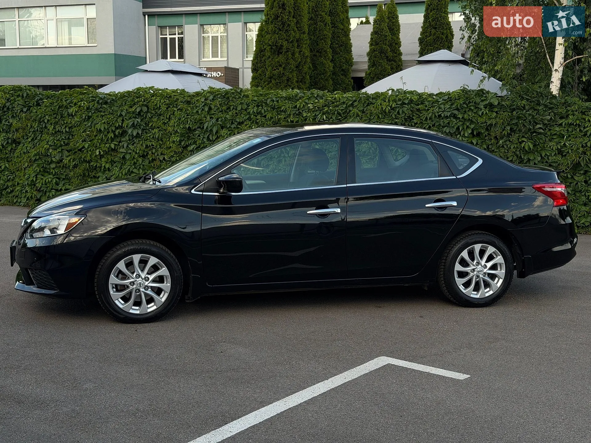 2017 Nissan Sentra - мініатюра 4