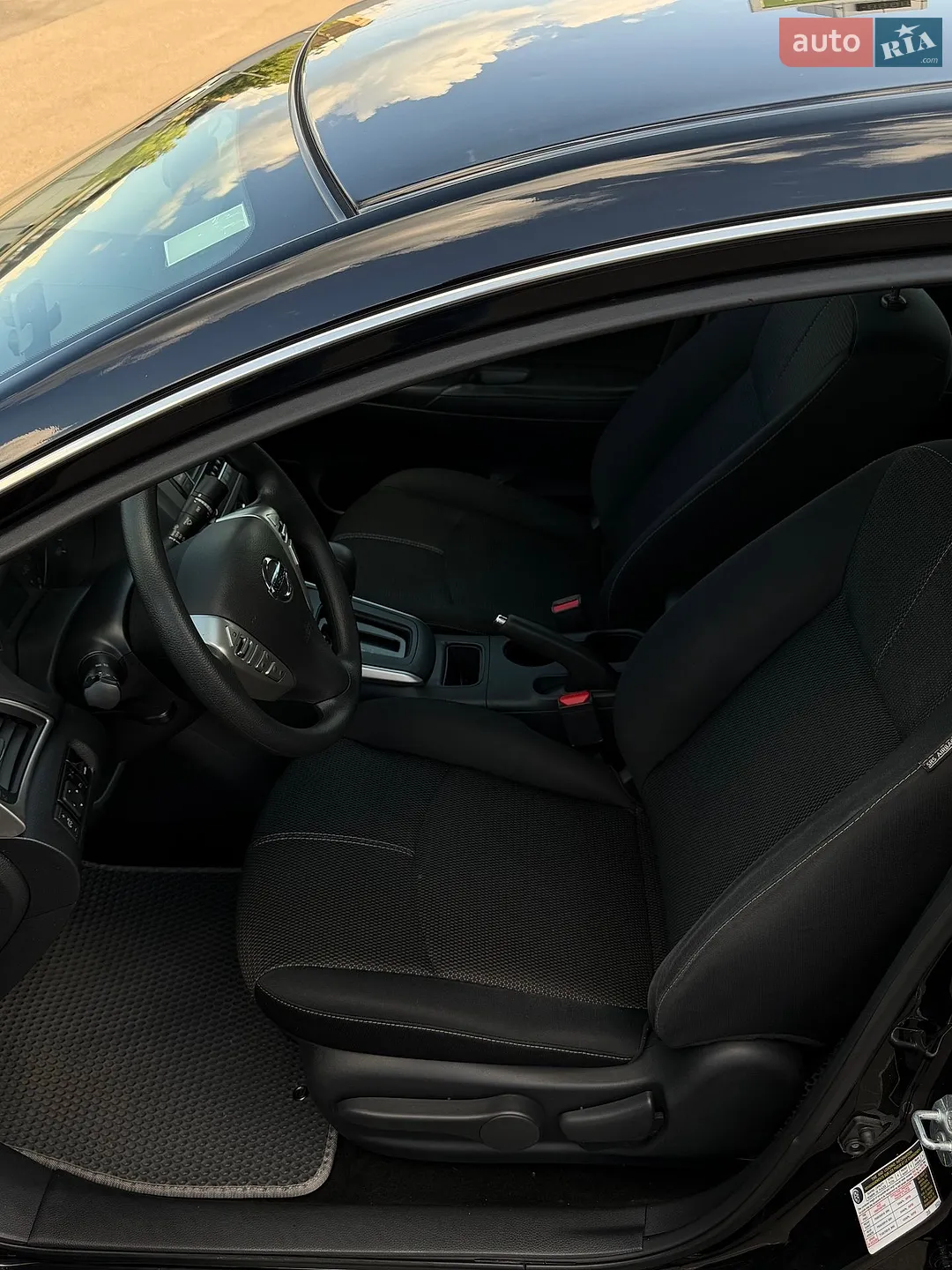 2017 Nissan Sentra - мініатюра 29