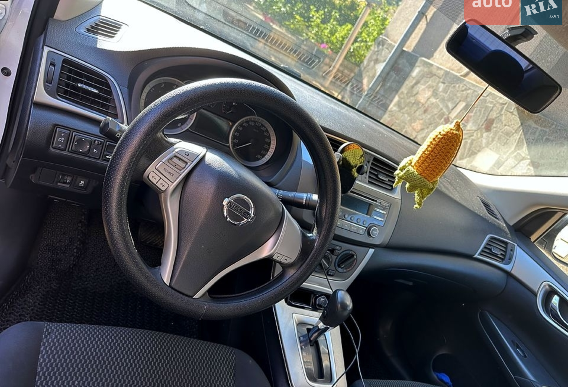 2015 Nissan Sentra - мініатюра 4
