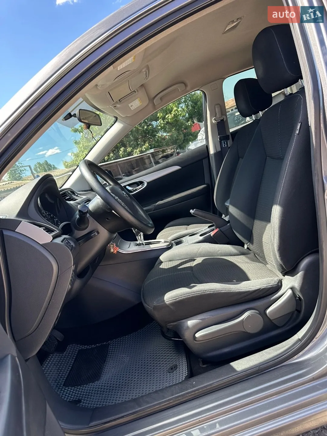 2015 Nissan Sentra - мініатюра 24
