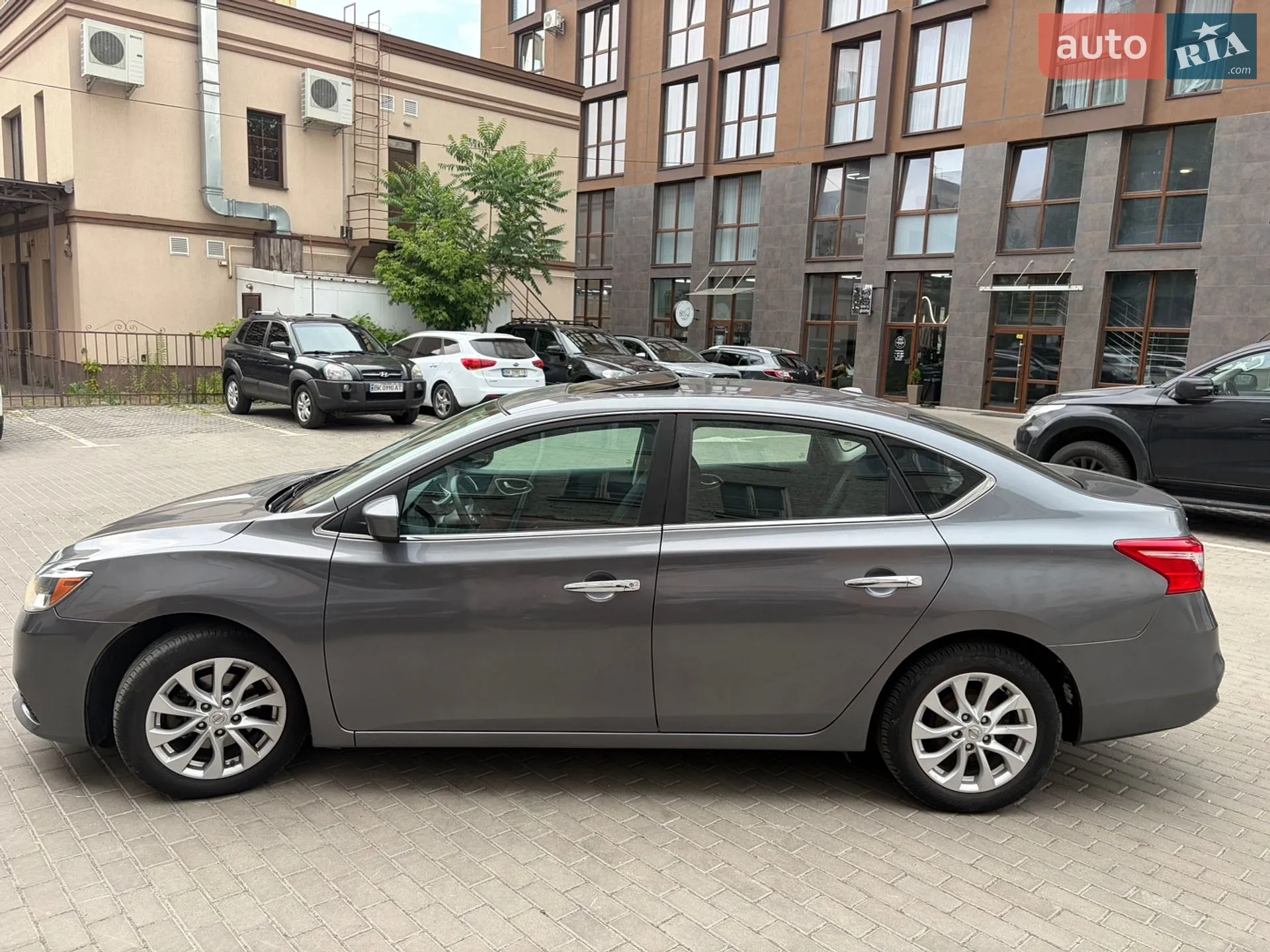 2016 Nissan Sentra - мініатюра 4
