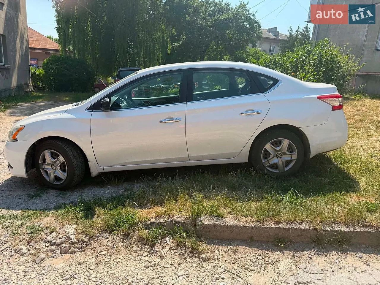 2013 Nissan Sentra - мініатюра 26