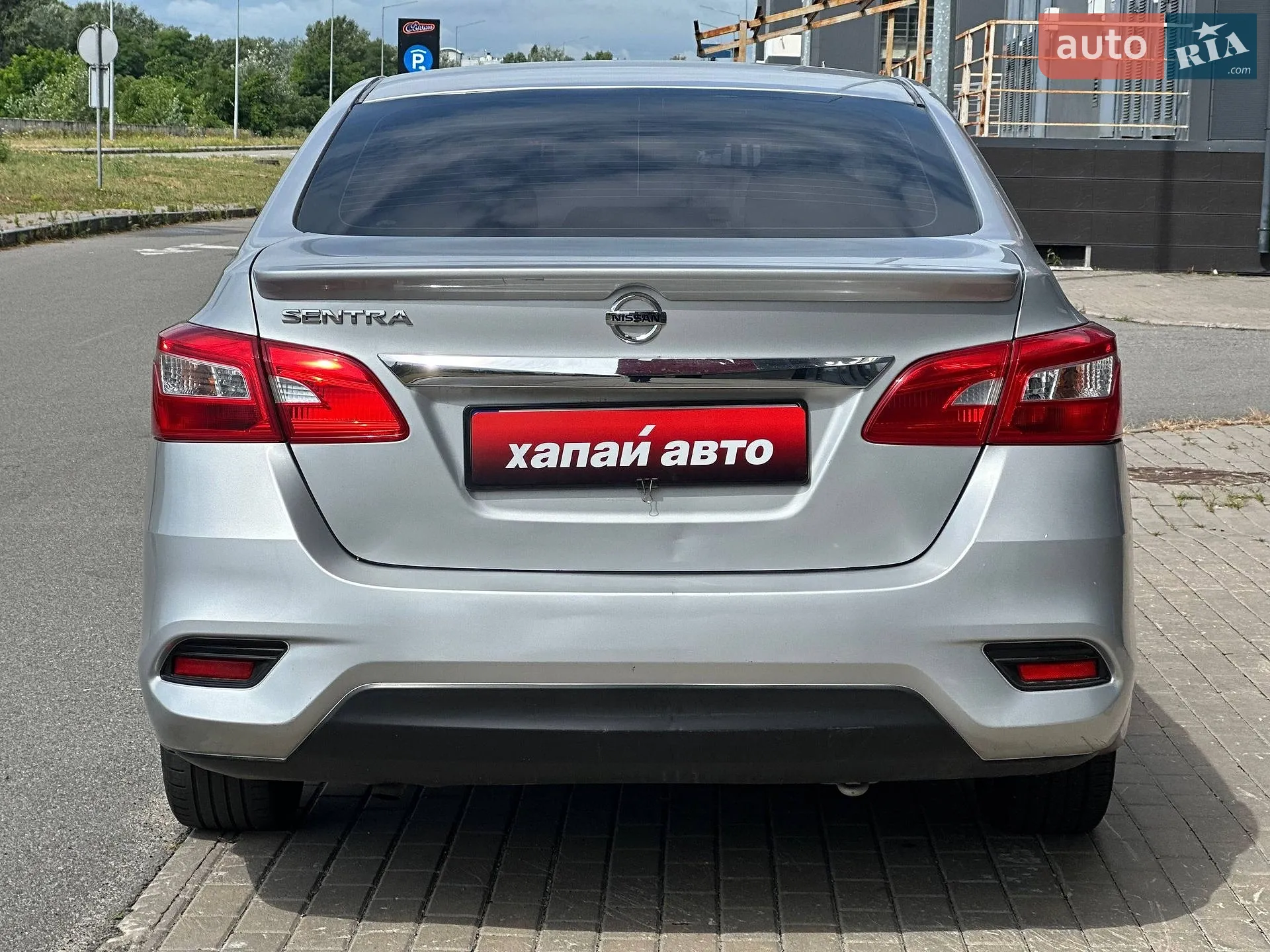 2016 Nissan Sentra - мініатюра 8