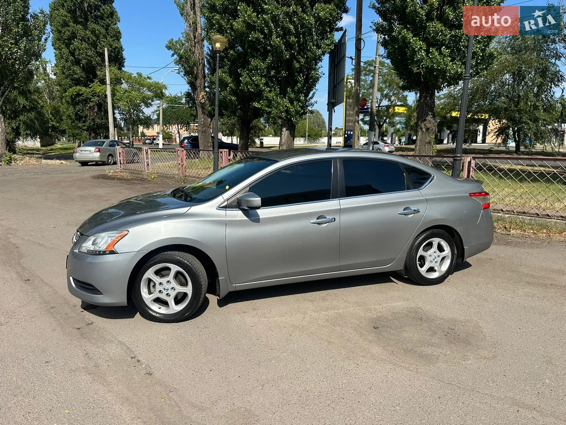 2013 Nissan Sentra - мініатюра 8