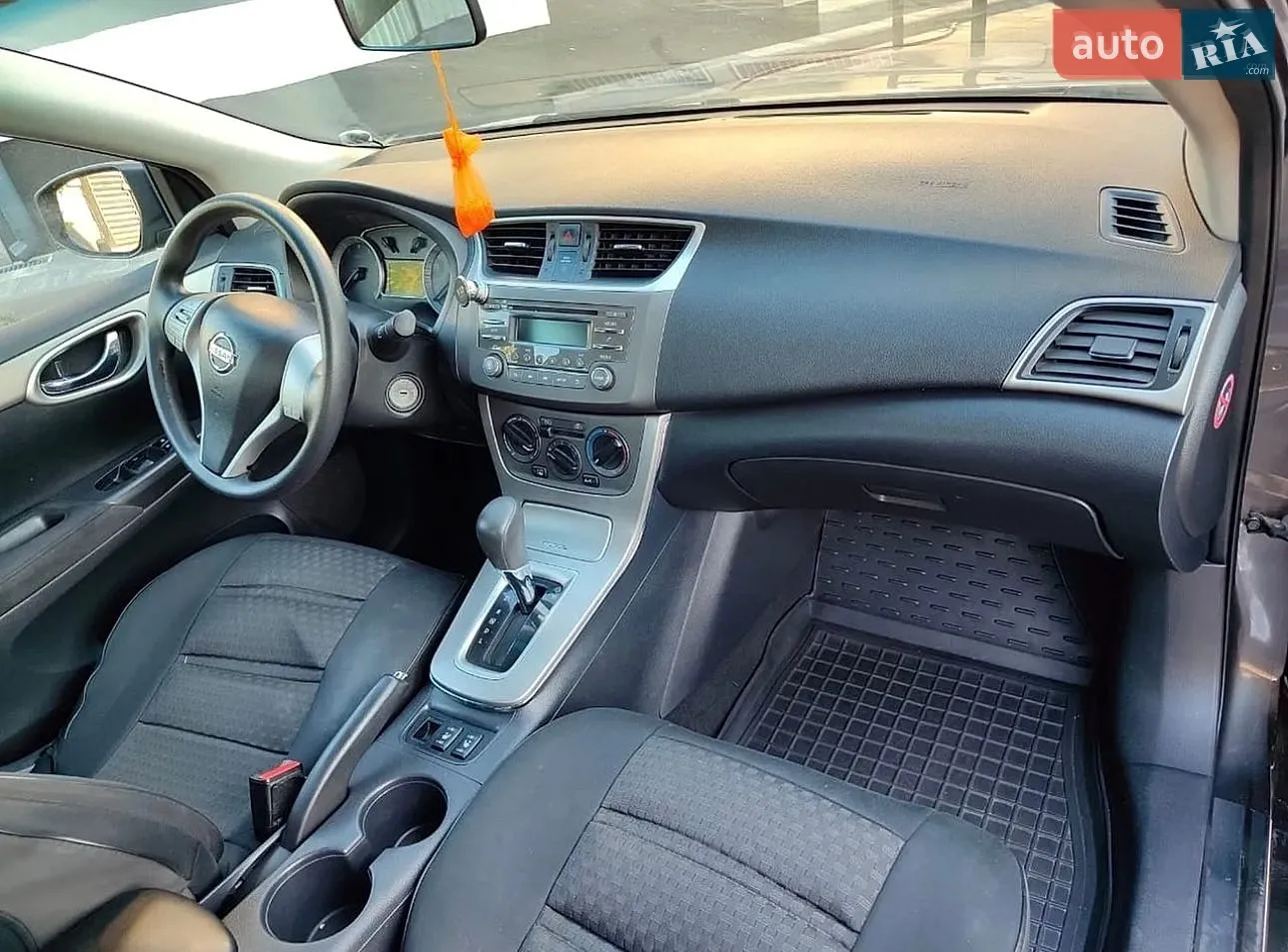 2015 Nissan Sentra - мініатюра 2