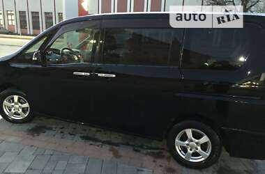Минивэн Nissan Serena 2012 в 
