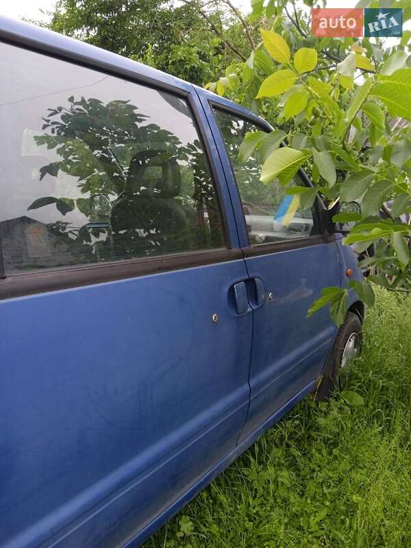 Мінівен Nissan Serena 1996 в Баришівка