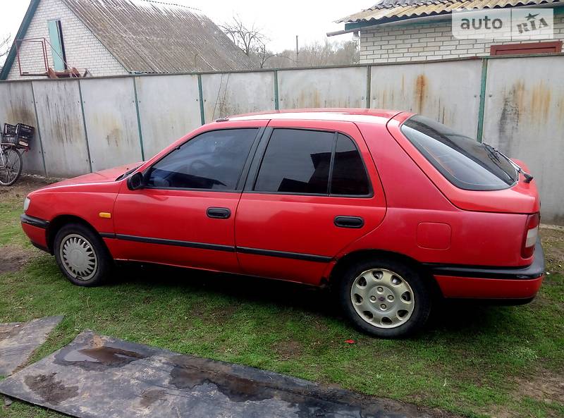 Хэтчбек Nissan Sunny 1994 в Сумах