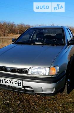 Седан Nissan Sunny 1991 в Одессе