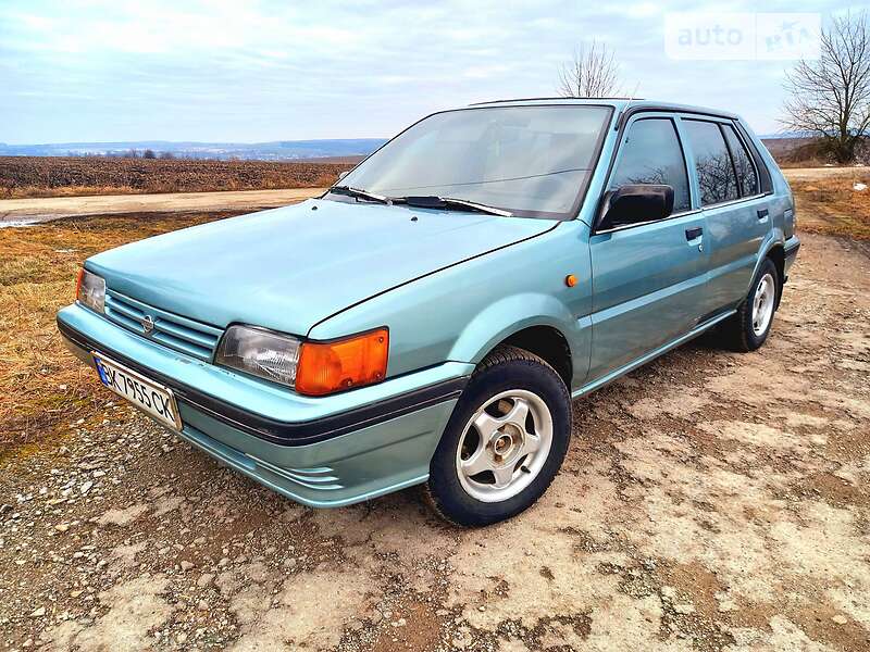 Nissan Sunny, 1988 г.в.