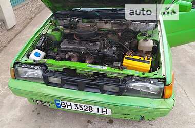 Седан Nissan Sunny 1987 в Овідіополі