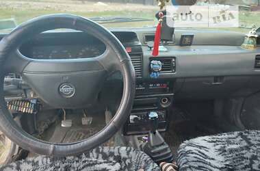 Седан Nissan Sunny 1987 в 