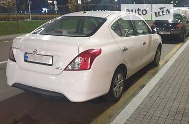 Седан Nissan Sunny 2014 в Киеве