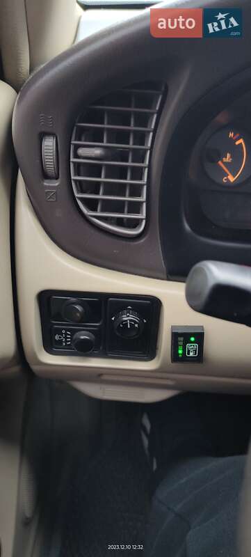 Седан Nissan Sunny 2008 в Запоріжжі