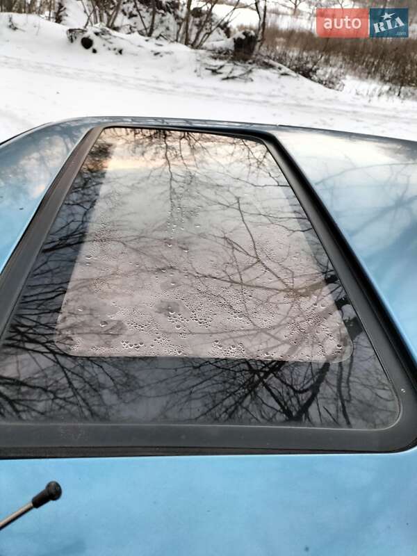 Седан Nissan Sunny 1995 в Чечельнике