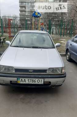 Седан Nissan Sunny 1995 в Києві