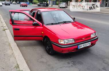 Седан Nissan Sunny 1993 в Одессе