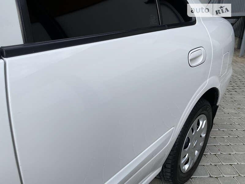 Nissan Sunny 2008 KNMCC42H98P701380 - history of car sales