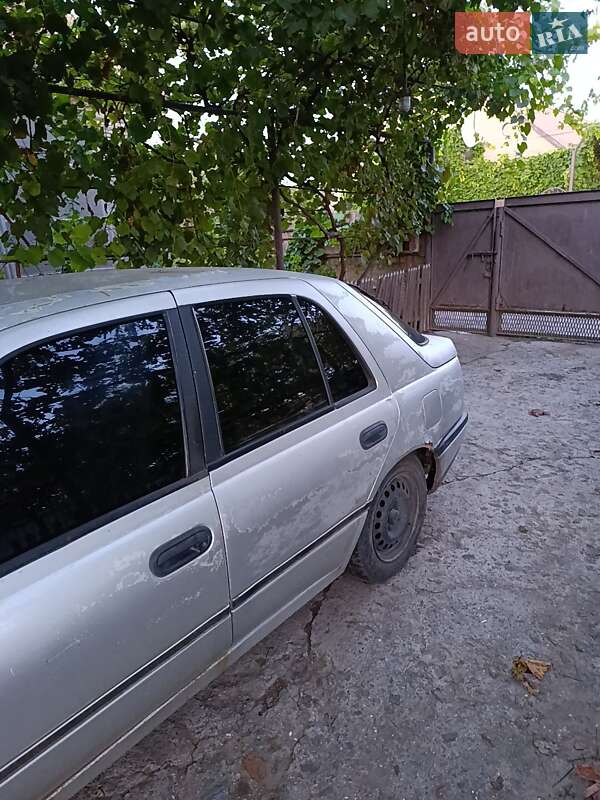 Nissan Sunny 1990