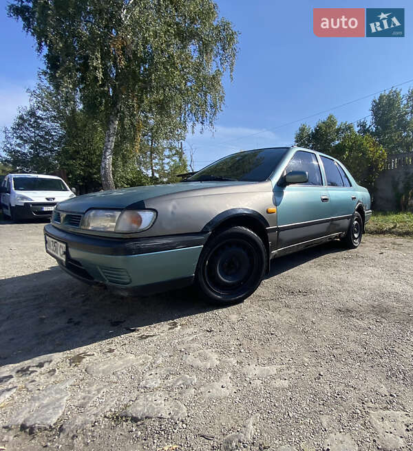 Седан Nissan Sunny 1994 в Житомире фото 3 Седан Nissan Sunny 1994 в Житомире