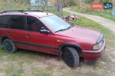 Седан Nissan Sunny 1993 в Бориславе