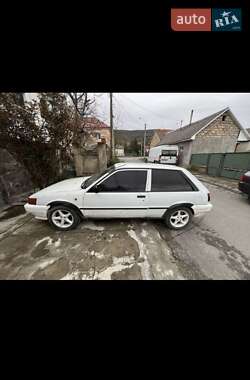 Седан Nissan Sunny 1988 в 