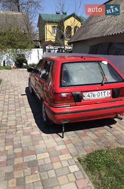 Седан Nissan Sunny 1990 в Тернополе